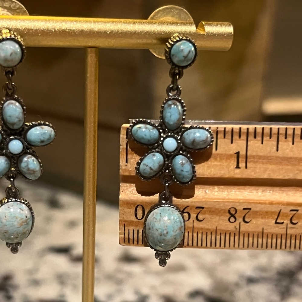 Turquoise flower dangle 3 tier earrings stud backing hangs 2” 0.75” wide jewelry - Picture 6 of 10